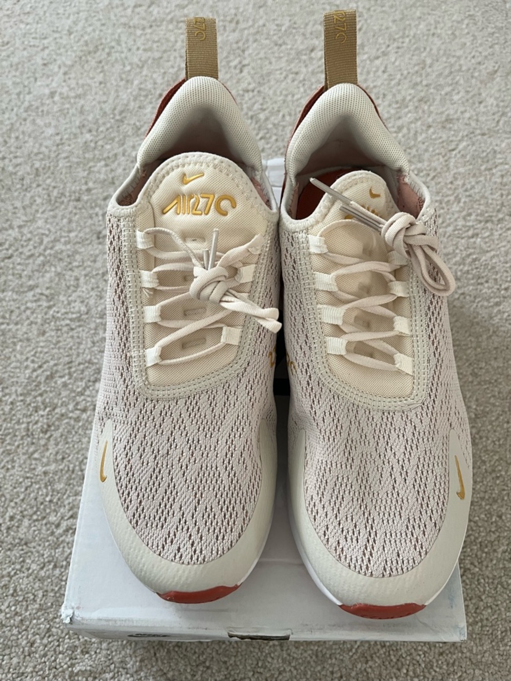 Nike Women's Air Max 270
Light Cream / Gold Terra Blush
- Size 8